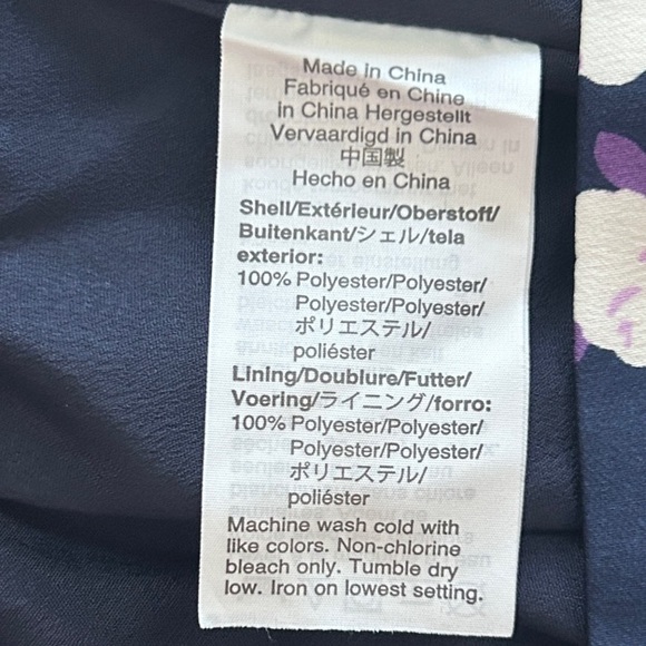 J Crew Navy Floral Pleated Midi Skirt. NWOT. Size 6 - Picture 8 of 11